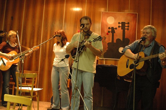 img00009.jpg