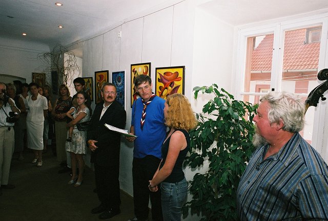 img00004.jpg